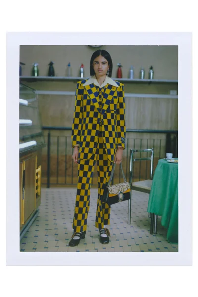 Look 17